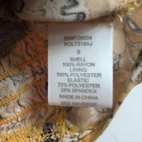 Live to be spoiled outfit. Small/Medium EUC. - Picture 8 of 10